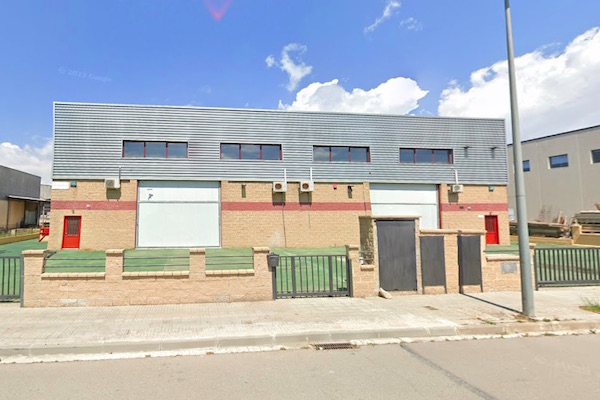 NAVE INDUSTRIAL EN VENTA EN LLINARS DEL VALLÉS DE 1.045 m²