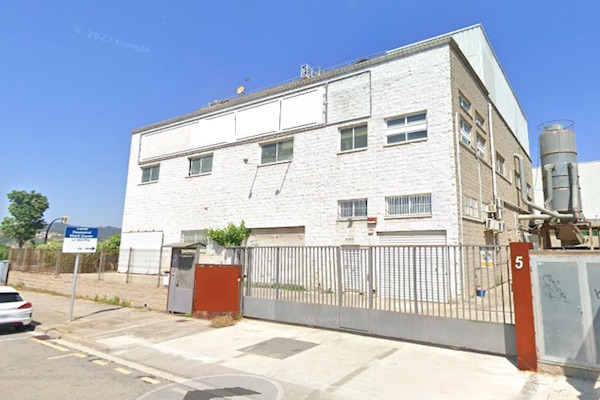 NAVE INDUSTRIAL EN VENTA EN SANT FELIU DE LLOBREGAT DE 2.000 m²