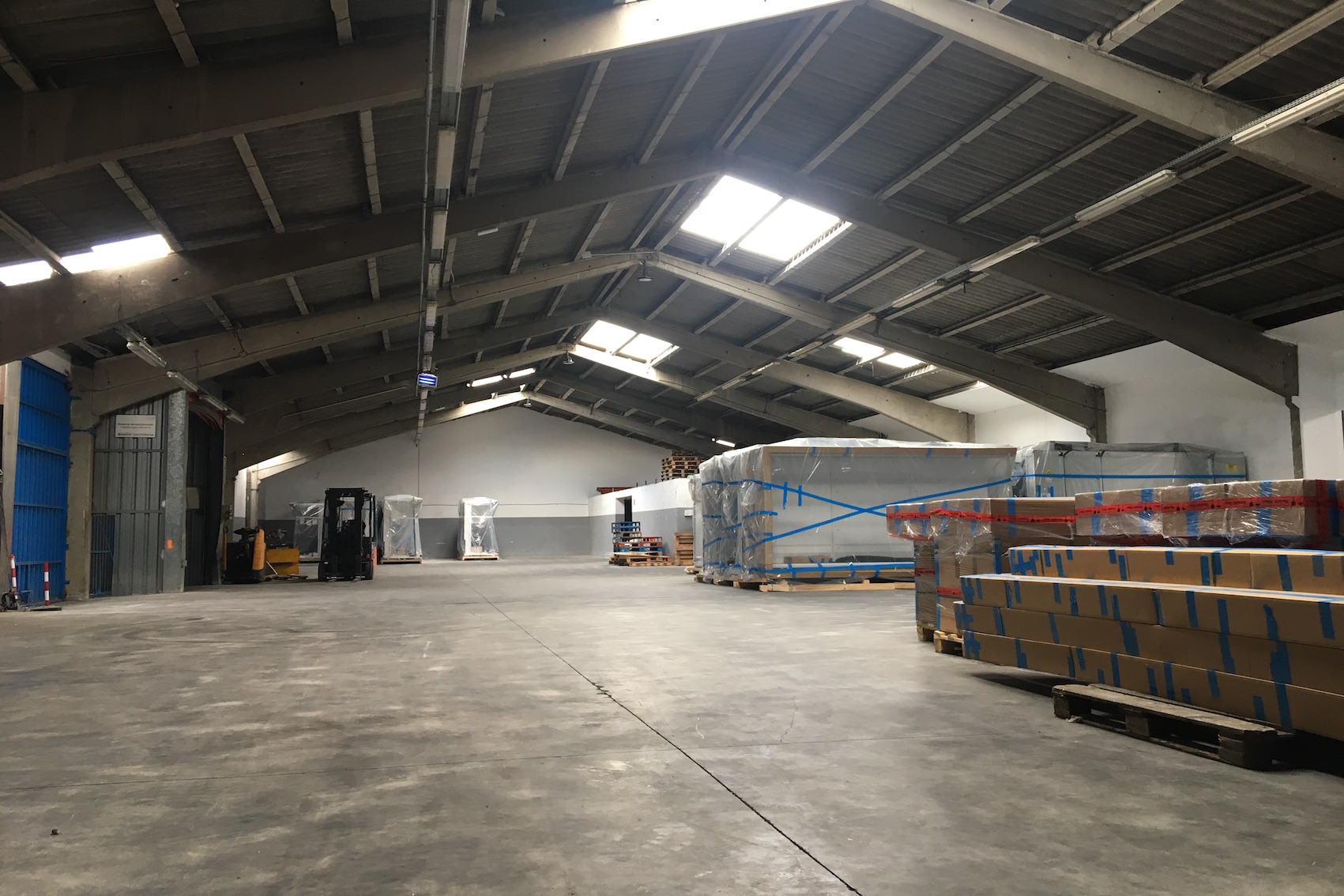 NAVE LOGÍSTICA EN ESPARREGUERA DE 3500 m²