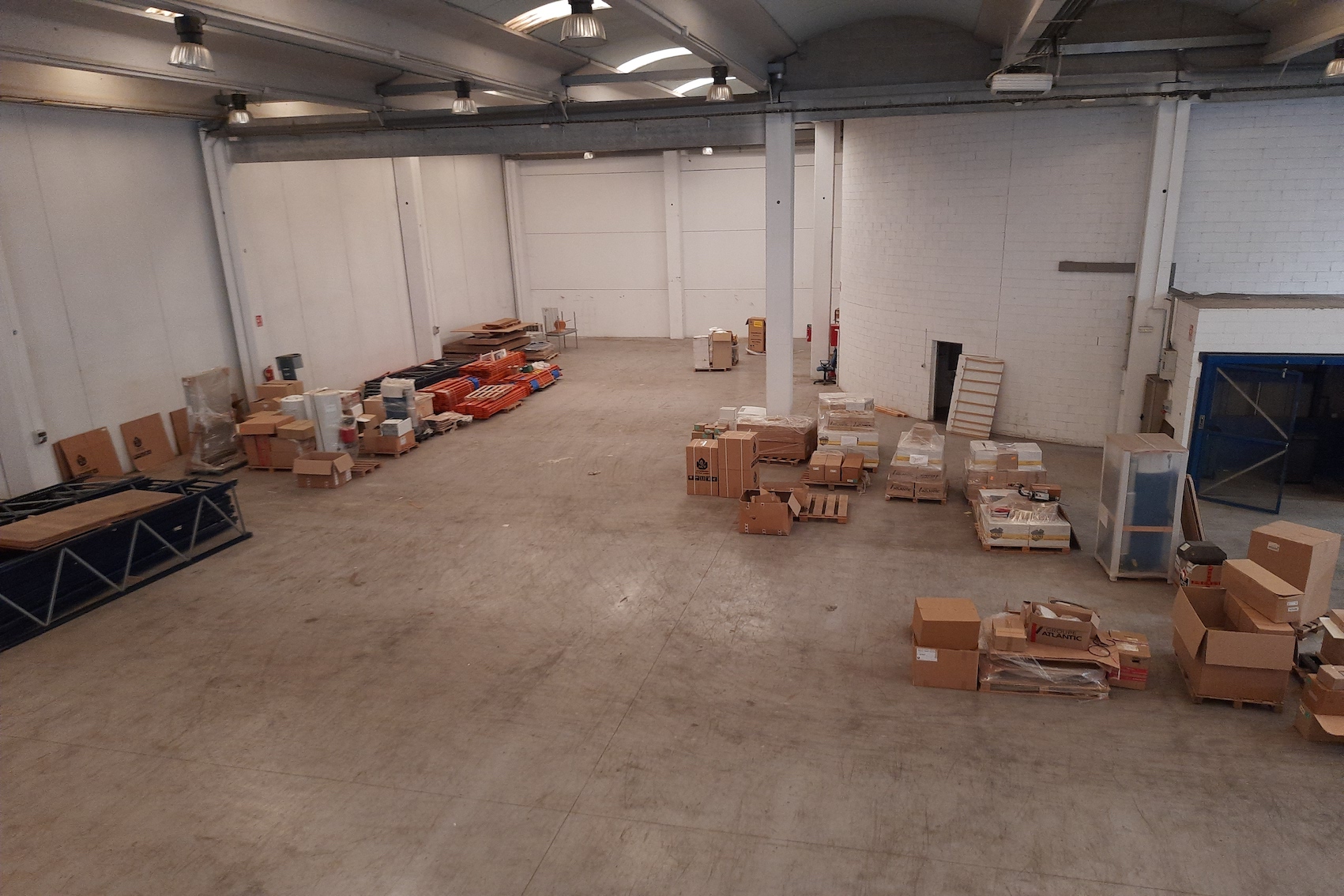 NAVE INDUSTRIAL EN MATARÓ DE 3.343 m², MARESME foto 4