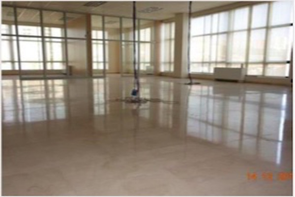 NAVE INDUSTRIAL EN CORNELLÀ DE LLOBREGAT DE 1.129 m², BARCELONA - BAIX LLOB. foto 3