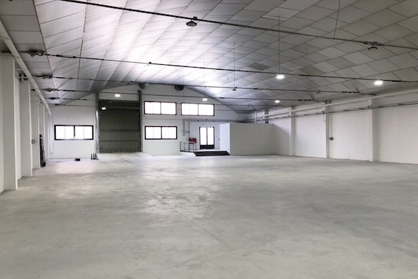 NAVE INDUSTRIAL EN ALQUILER EN VILADECANS DE 1.520 m²