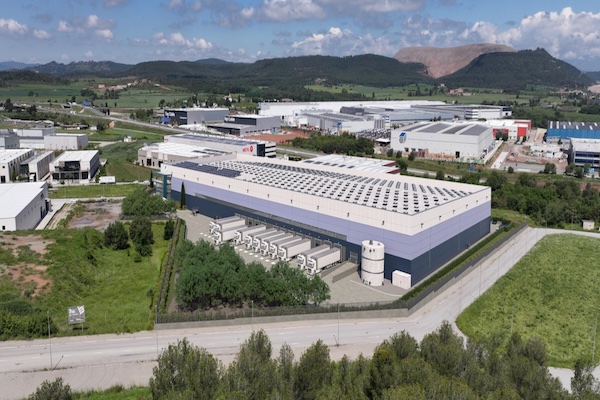 NAVE LOGISTICA EN VENTA Y ALQUILER EN SALLENT DE 19.288&nbsp;m&sup2;