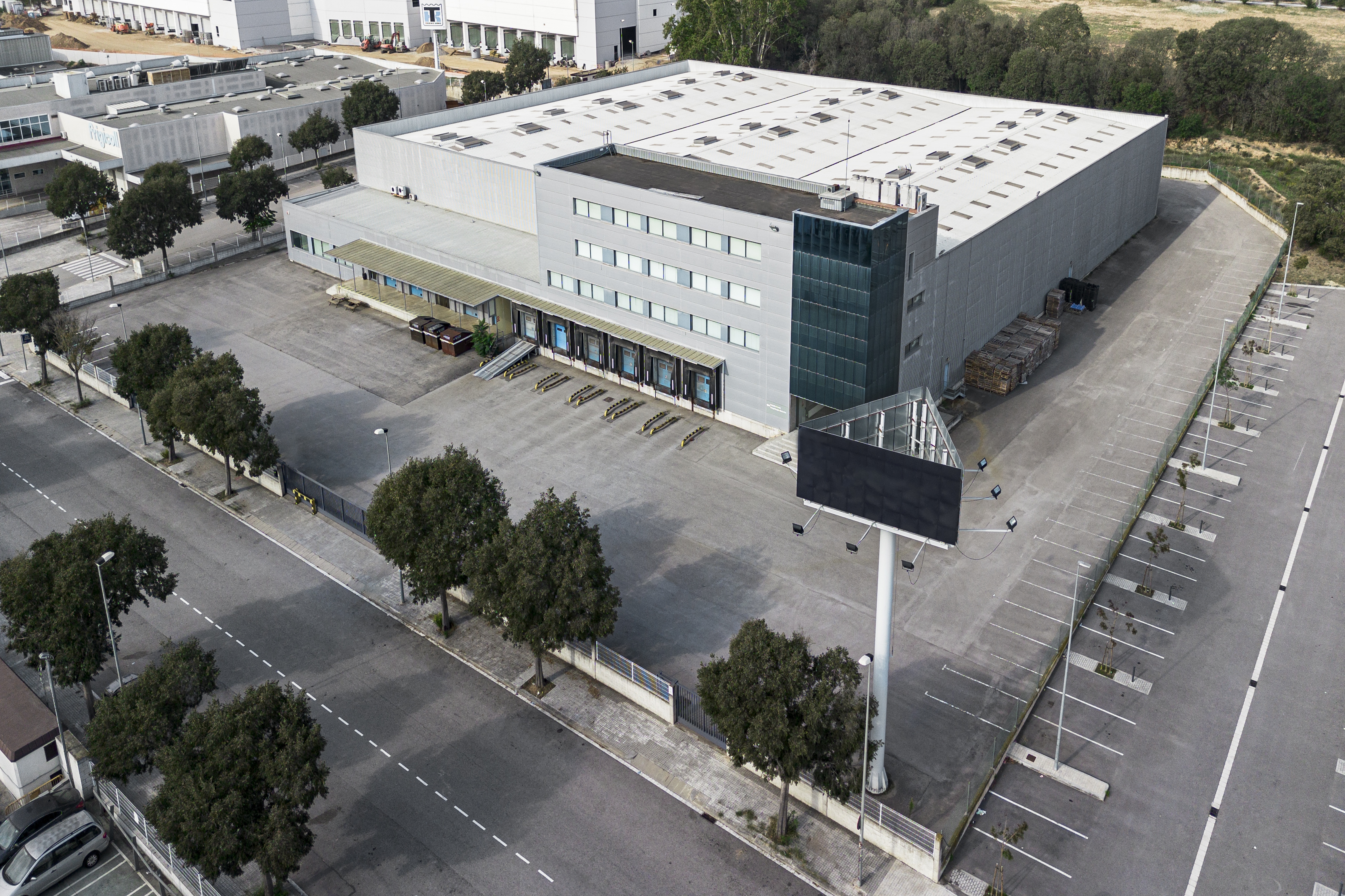 NAVE LOGÍSTICA EN GRANOLLERS DE 6.661 m², VALLÉS OR. foto 1